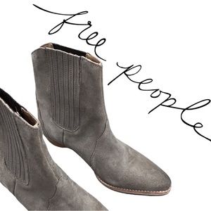 NWOB $179 Free People Western Chelsea Boot Suede